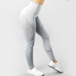Alphalete Aero Leggings in Light Grey - Size S Small